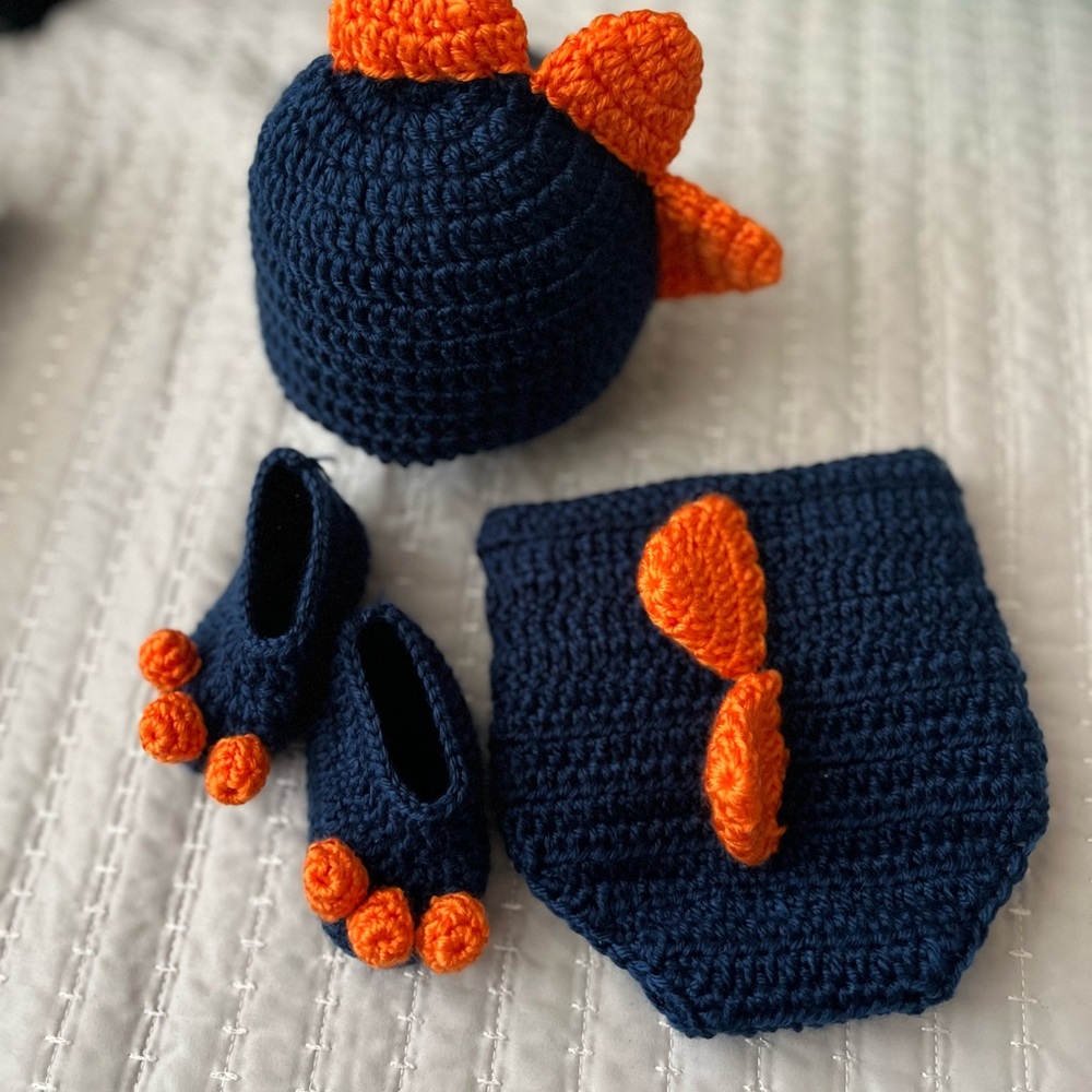Handmade Newborn Dinosaur Crochet Set 0-6months